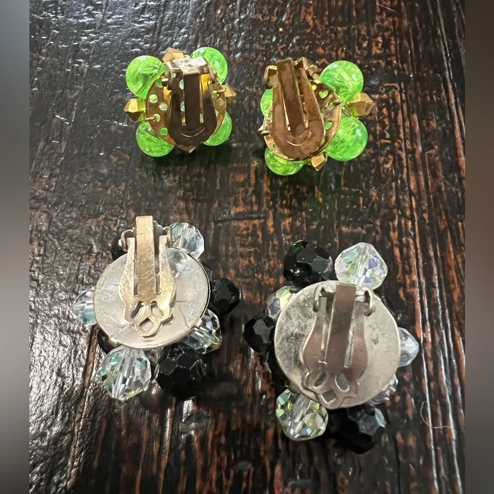 Pair of vintage cluster clip on earrings